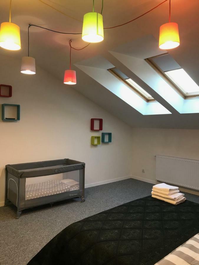 בוצ'ניה Klimatyczny Apartament Przy Bochenskim Rynku. מראה חיצוני תמונה