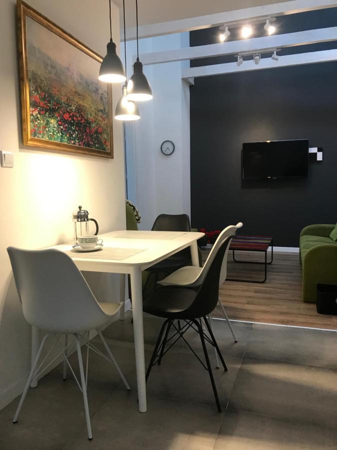 בוצ'ניה Klimatyczny Apartament Przy Bochenskim Rynku. מראה חיצוני תמונה